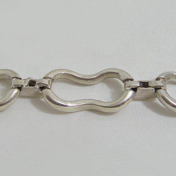 (b1222)Pulsera de plata con eslabones y cadena de seguridad.